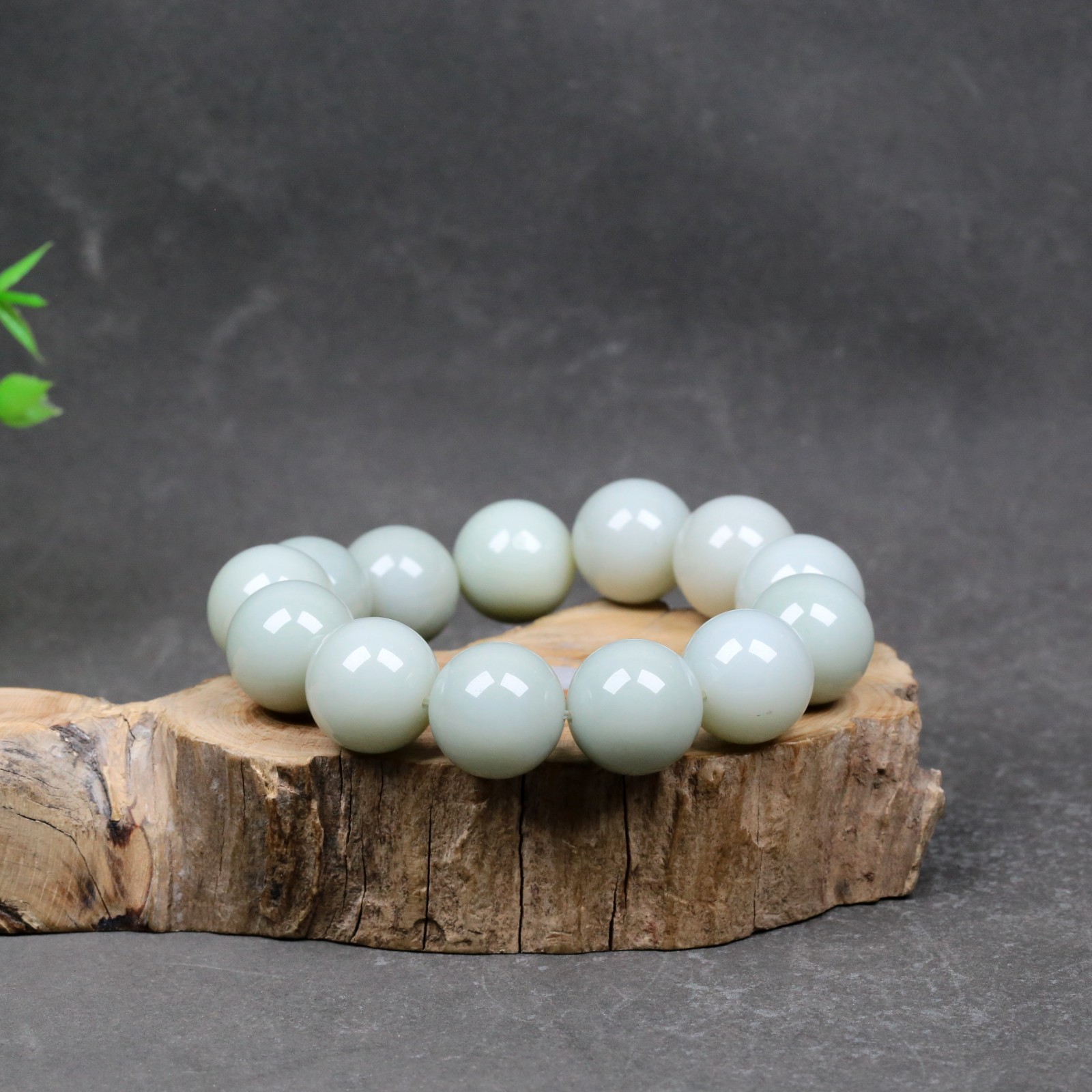 Certified 100% Natural Hetian jade Bracelets 和田玉且末蓝手链 1.8cm 113G