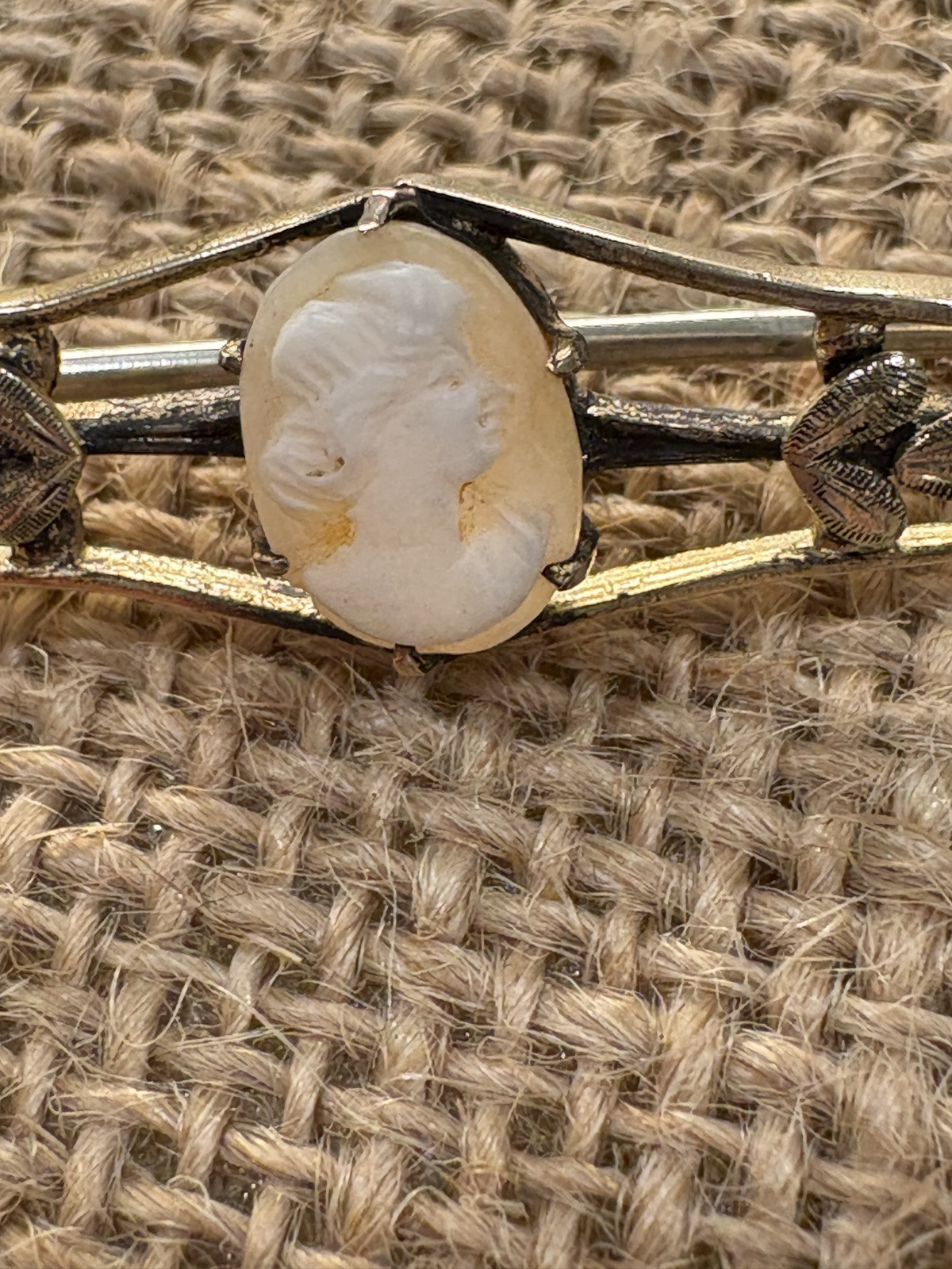 Cameo Bar Pin Gold Tone Brass Gold Filled? Hand Carved Shell 1930s Vintage
