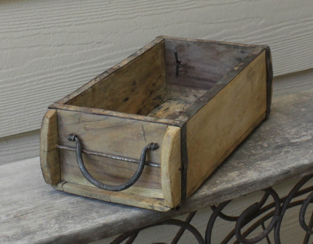 NEW — Antique Look BRICK MOLD WOOD BOX – Primitive Style Re-Purposed Wood