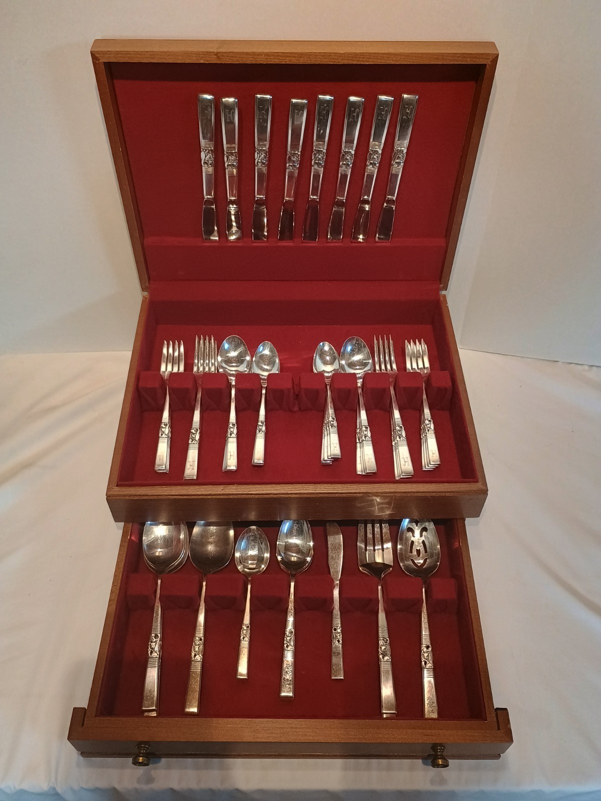 56 Pc Set Oneida Community Silver Morning Star Silverplate 1948 Flatware