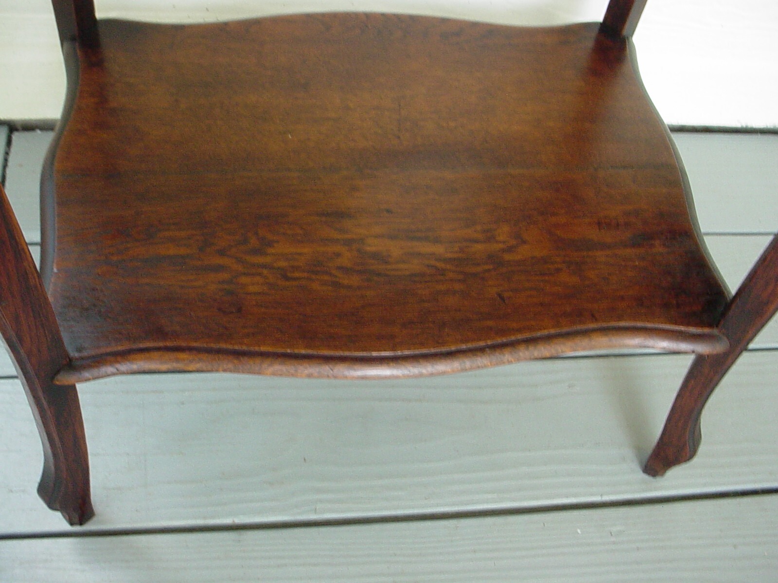 Nice Older Solid European Oak Lamp Side End Bedside Table W/Pierced Carved Skirt