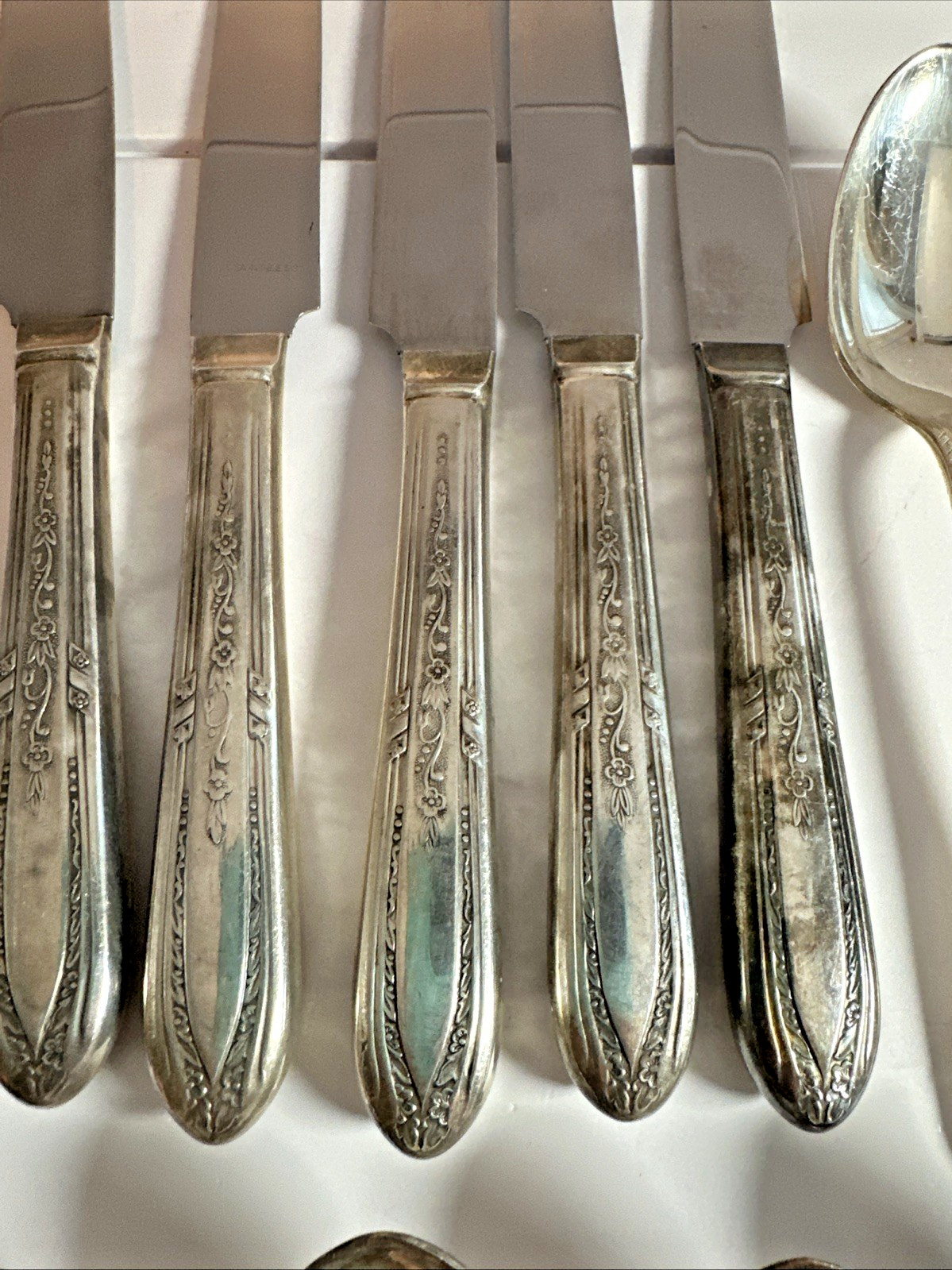 WM ROGERS MFG. CO ORIGINAL ROGERS IS Silverplate Flatware 20 Pc Set LYRIC 1939