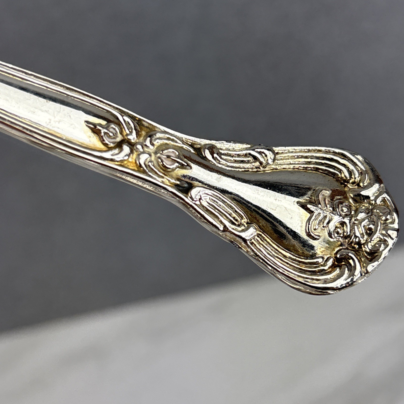 Godinger Silver -Plated Flatware Grand Master 27 pieces Fleur-De-Lis