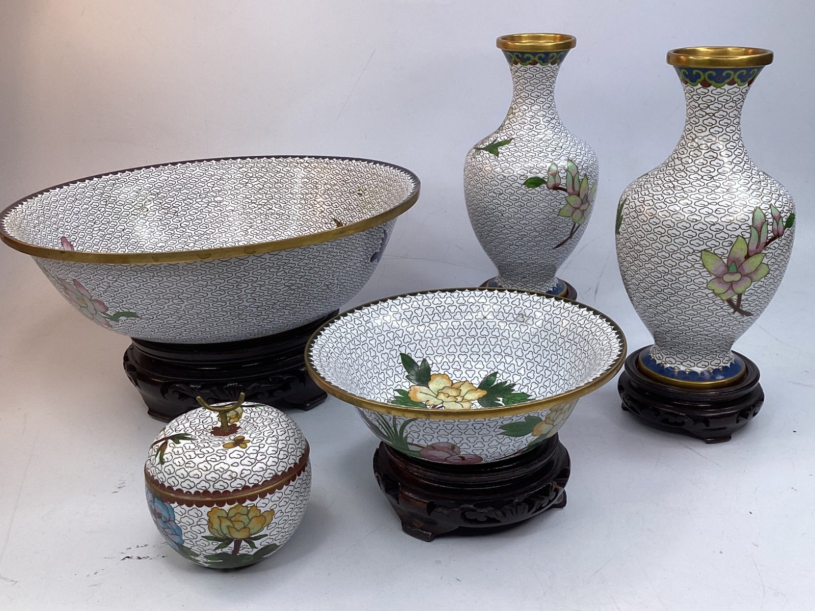 5 Vintage Floral Clouds Asian Blue White Enamel Brass Cloisonne Bowls+stands (K5