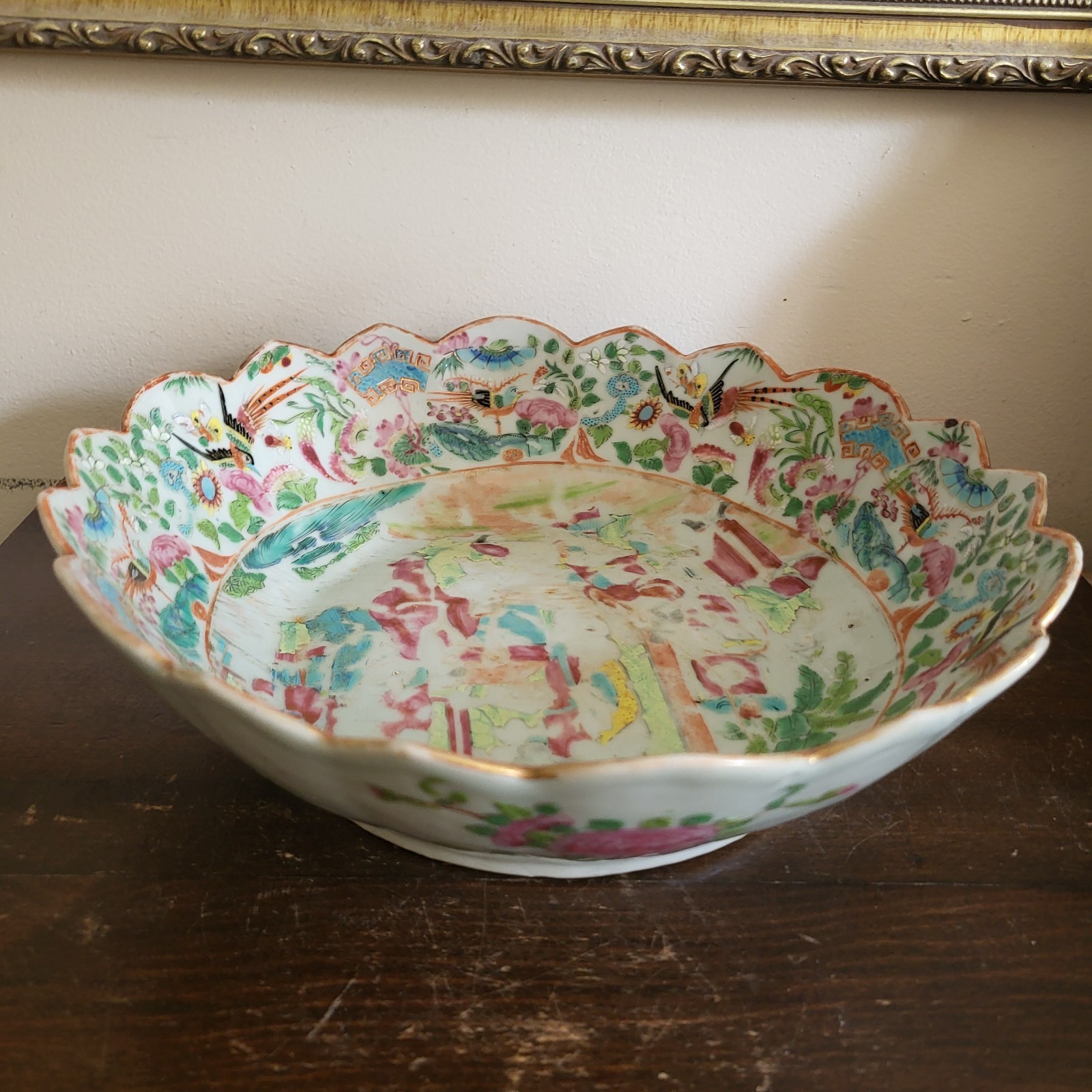 Chinese Export Rose Medallion Large Serving Bowl 10.5″