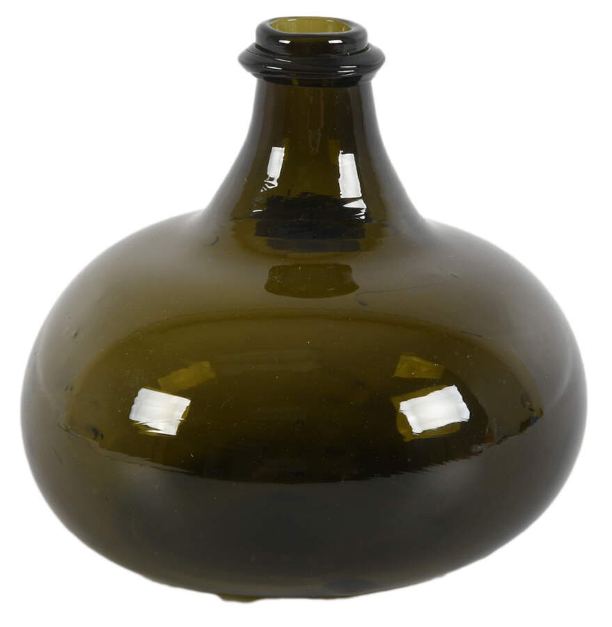Williamsburg Winery Colonial-Style Hand-Blown Wine Bottle