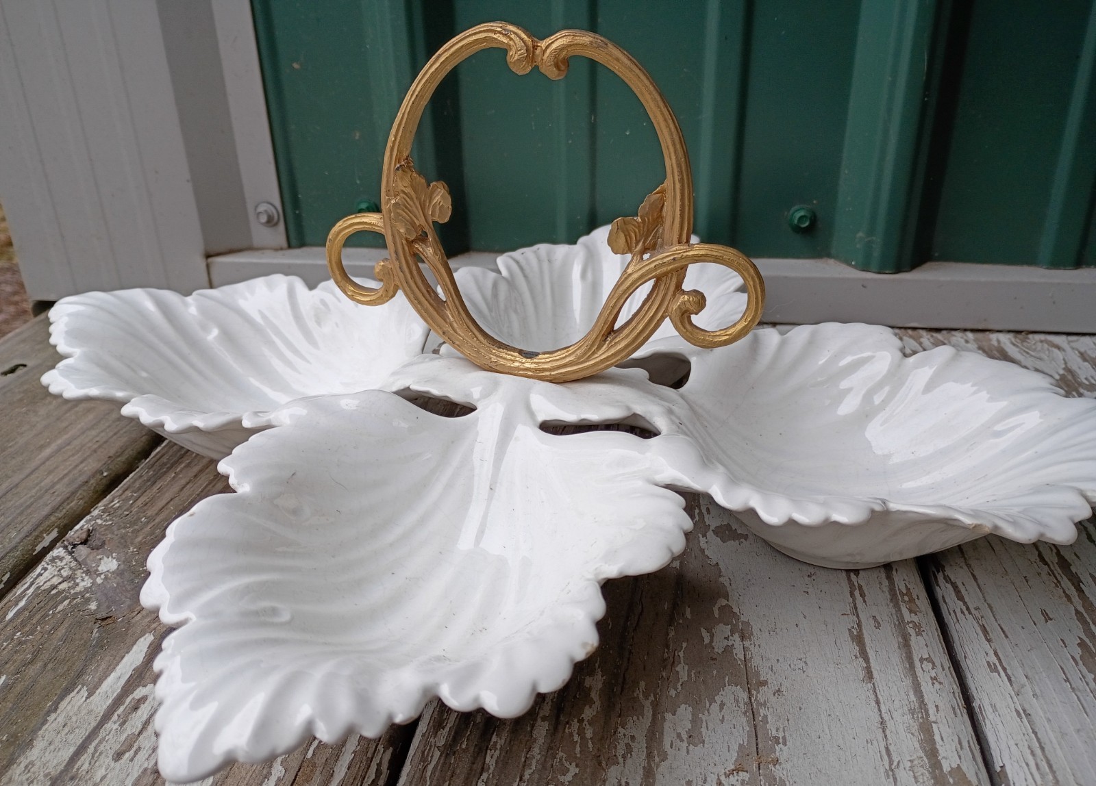 VtgCaliforniaPottery4LeafSectionDishBrassFiligreeOrnate#404FrenchVictorian60s70s