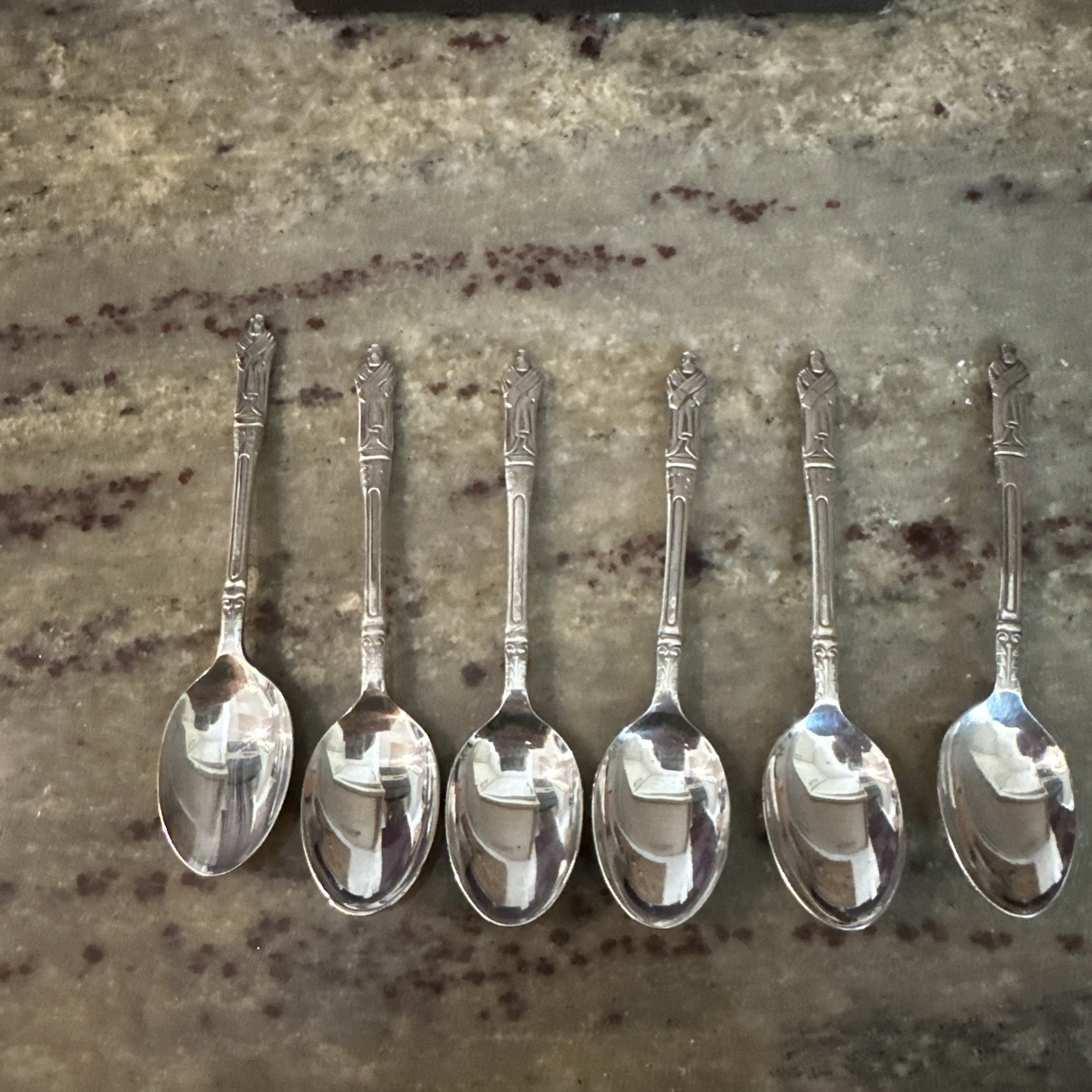 6 Vintage Silver Plated EPNS Apostle Teaspoons 11 Cms Long – In original box