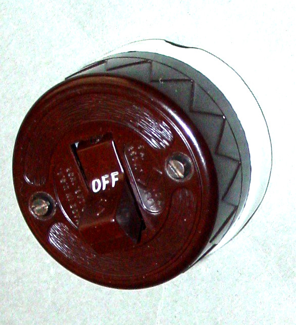 Vintage Surface Mount Circular Wall Toggle Light Switch Industrial Art Deco USA