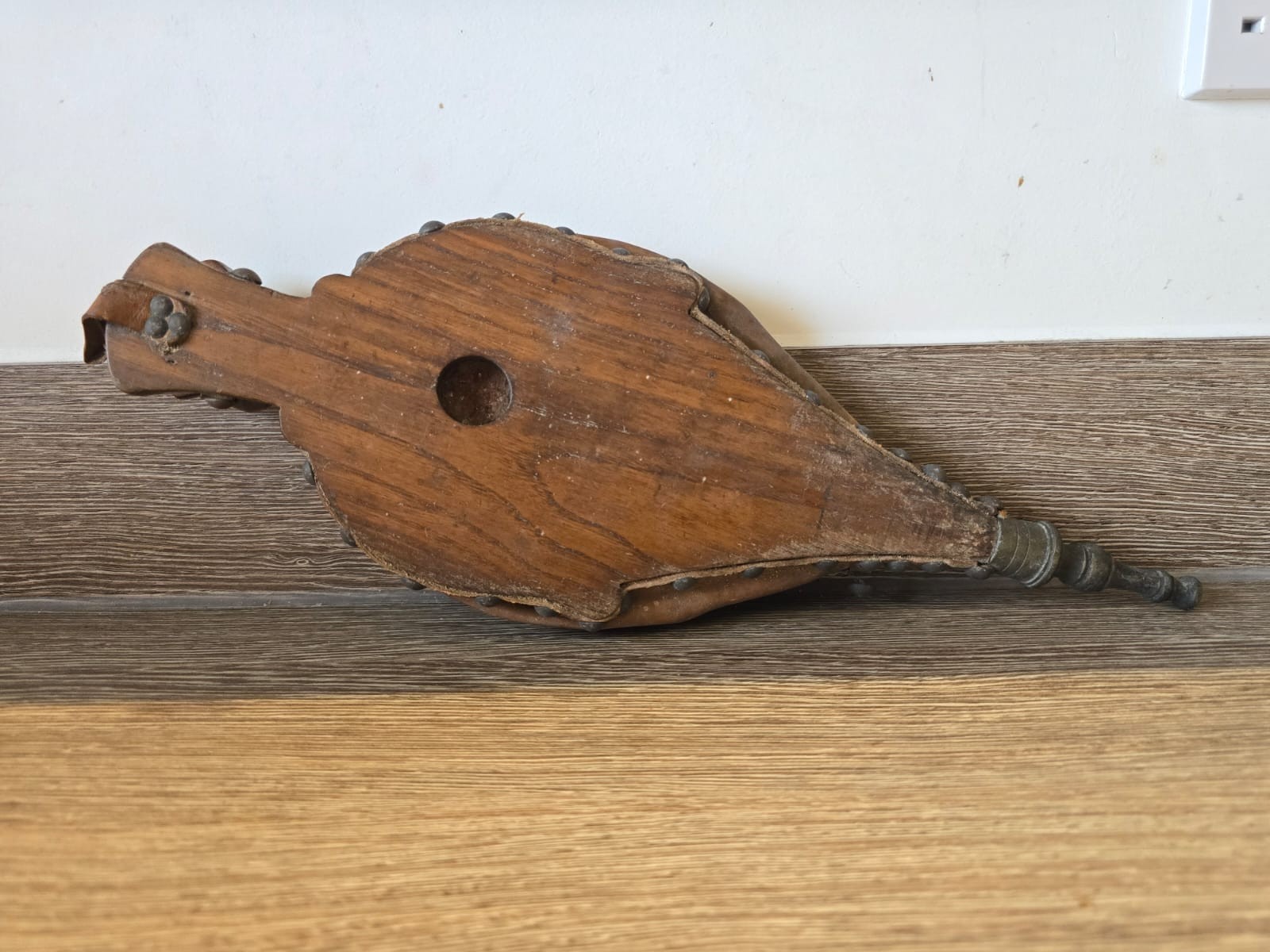 Antique Embossed Copper Fireplace Bellows Ornate Owl & Ivy Design Leather & Wood