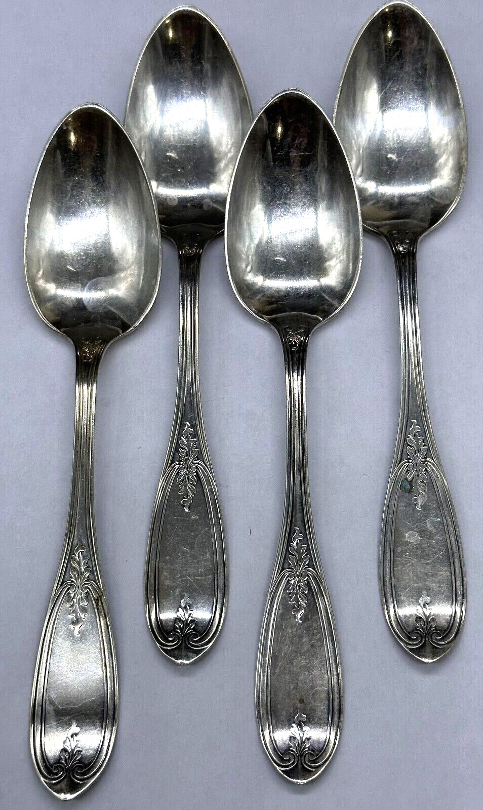 ANTIQUE ESTATE LUTHER BOARDMAN SILVER PLATE OVAL SOUP SPOON SET 4