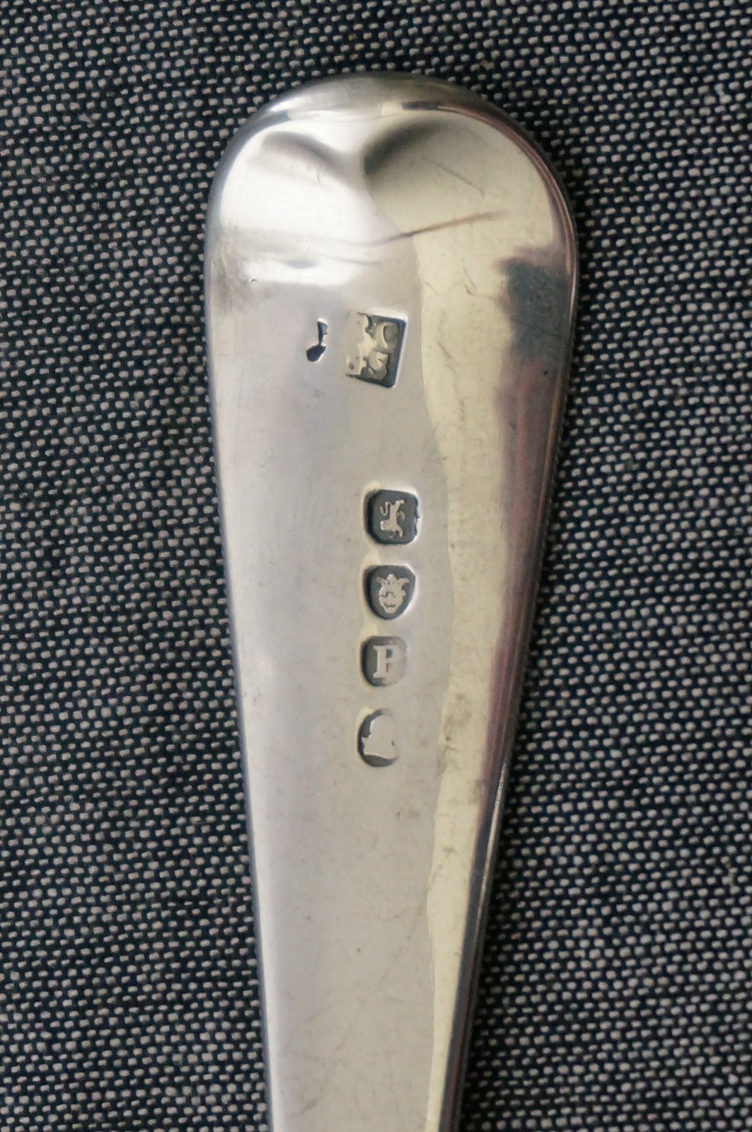RC/GS STERLING SILVER Engraved Repousse SERVING / BERRY SPOONS (2) – London 1810