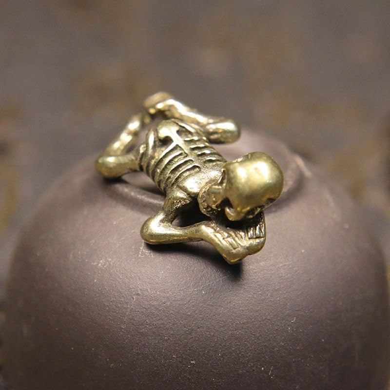 Mini brass creative human skeleton statue key chain pendant pendant handicraft