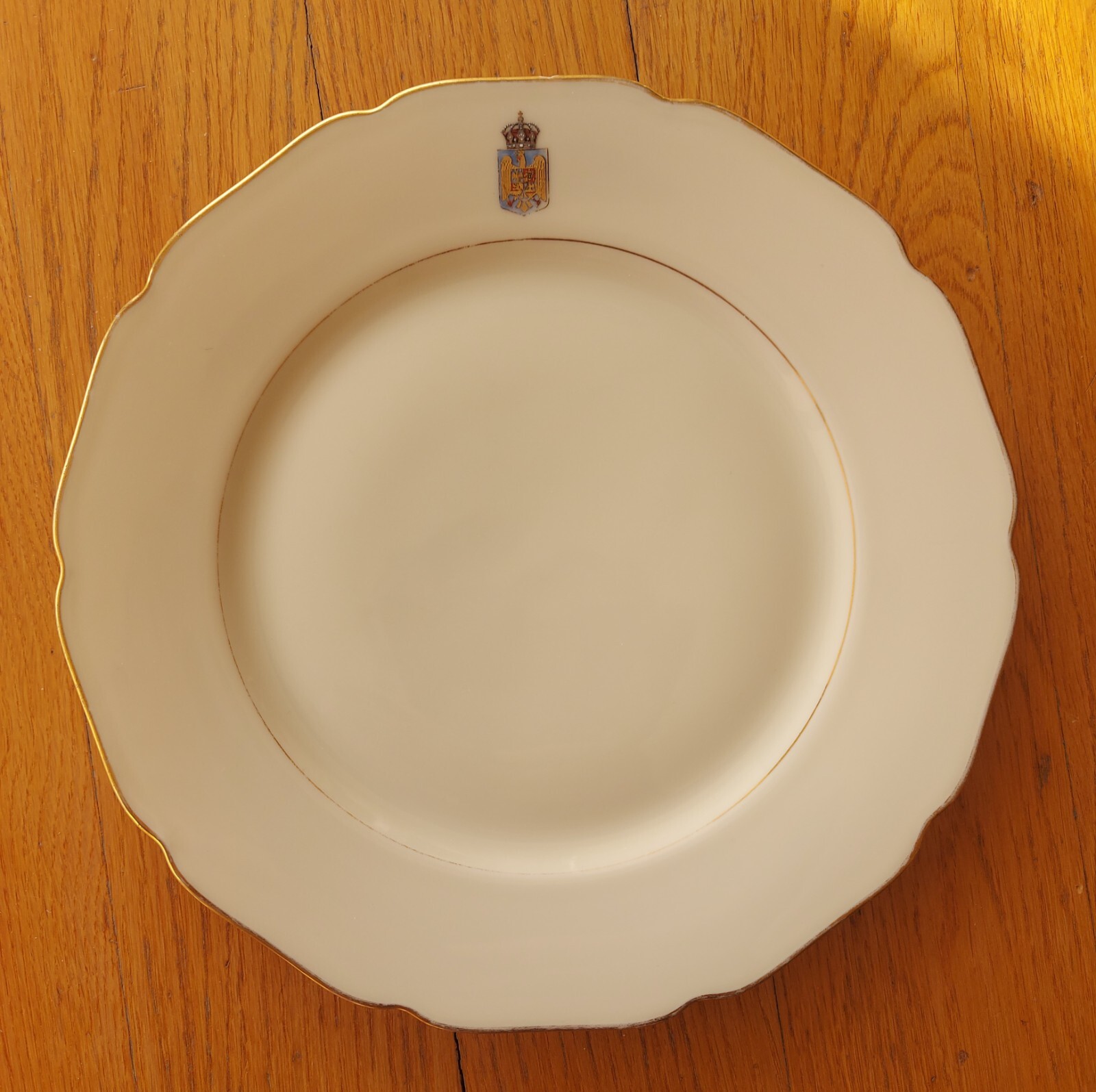 ANTIQUE RARE ROYAL PALACE PLATE KING CAROL ROMANIA TABLE SERVICE BOHEMIA POTTERY