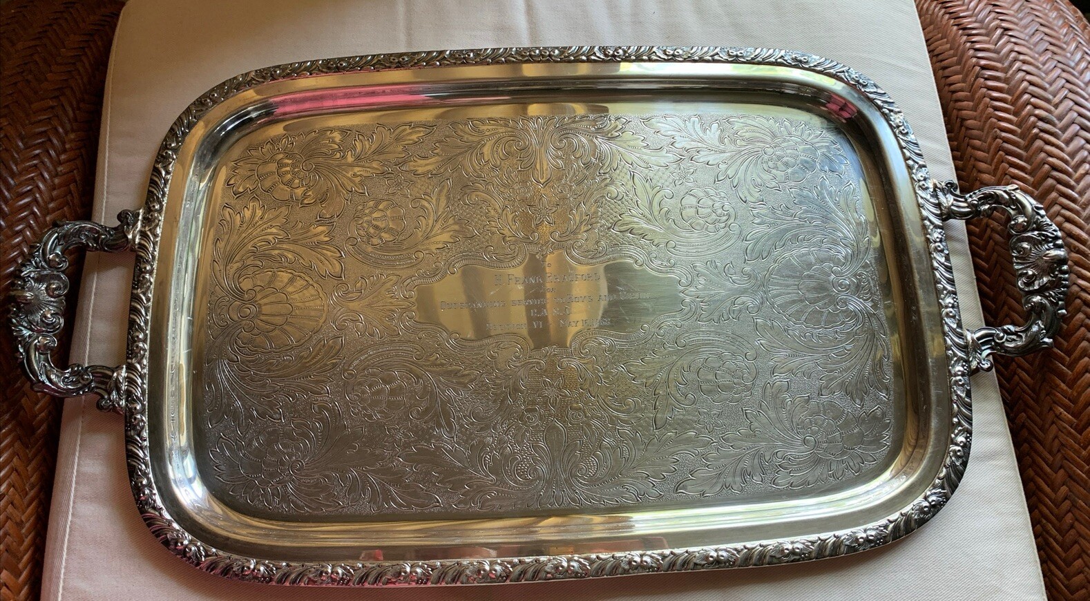 VTG Oneida Silver Plate Serving Tray Henley 23″ Tudor Plate Ornate Waiter Butler