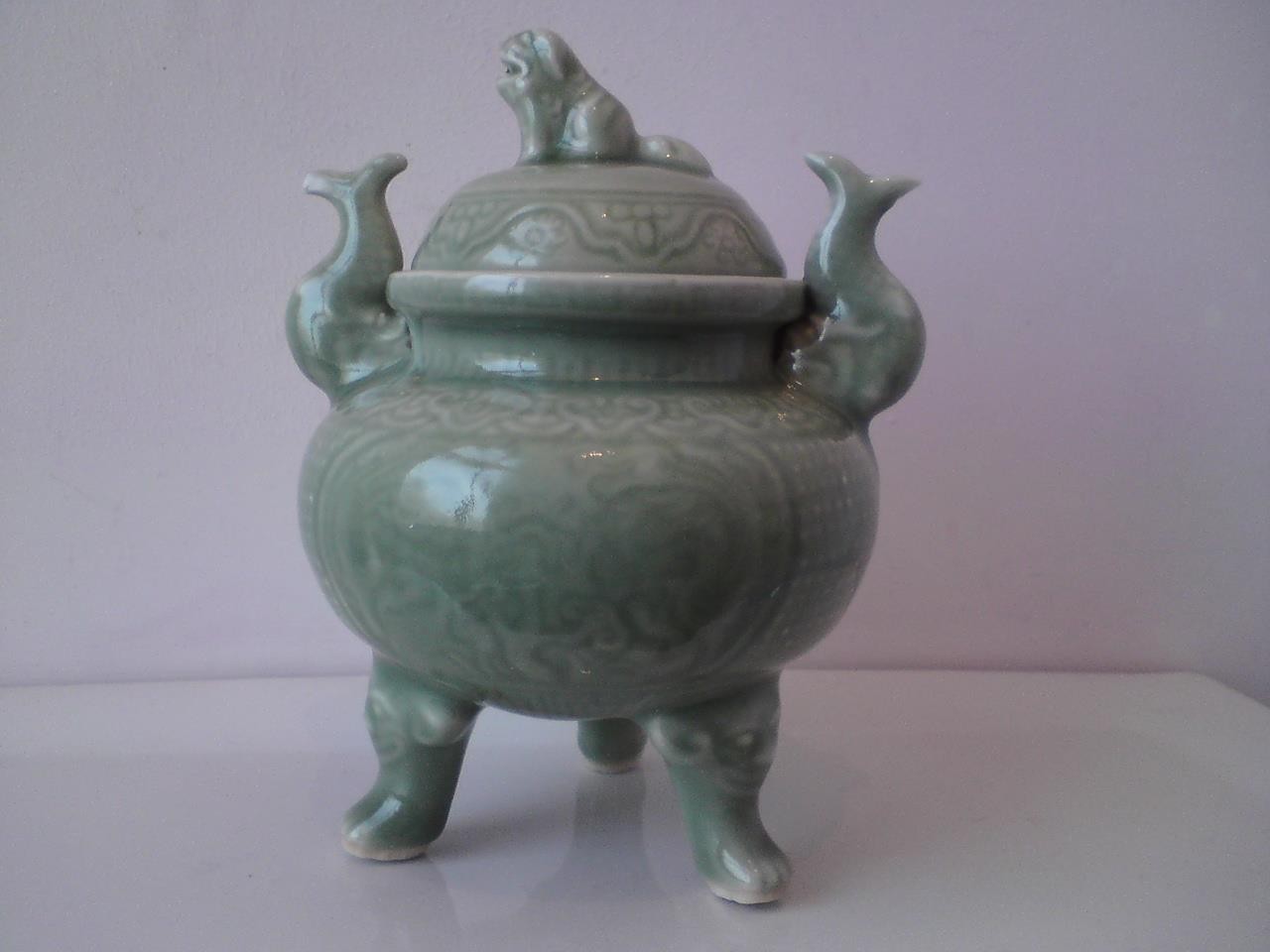 Republic China (1912-1949) Longquan – Tripod Incense Burner Green Celadon Censer