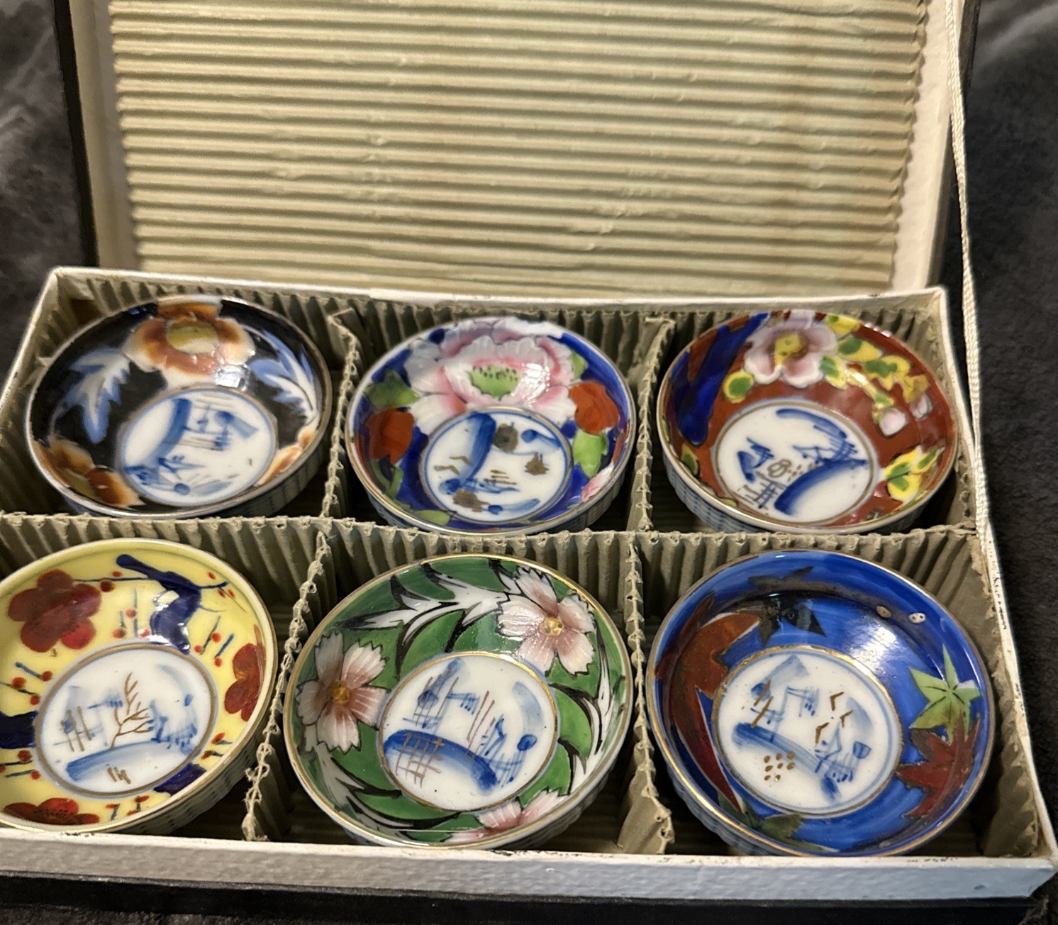 LOT OF 6 Antique Japanese Kutani Imari Cups 2 1/4” With Box Rare