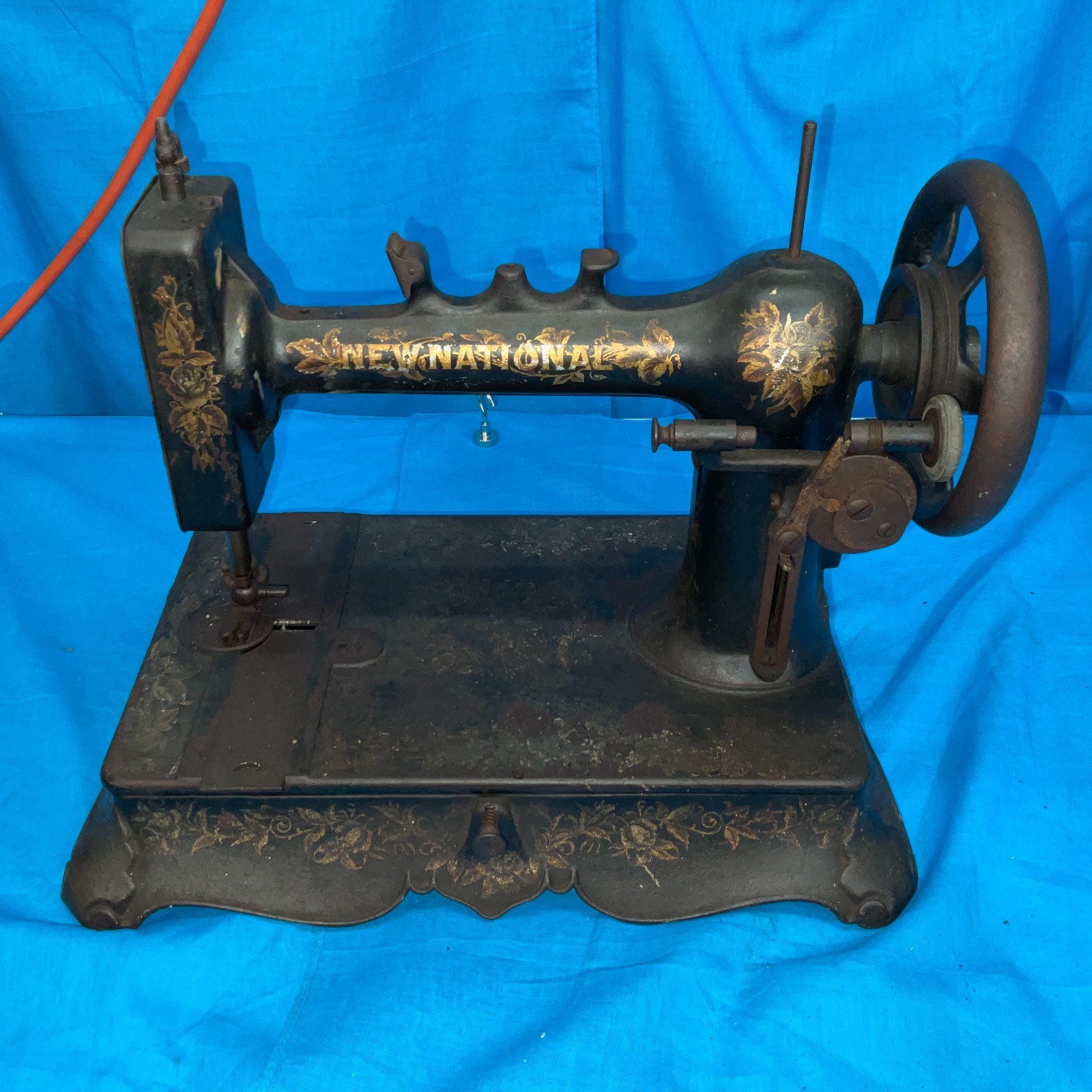 Antique New National Sewing Machine – Cast Iron – Parts Only – Estate Fresh