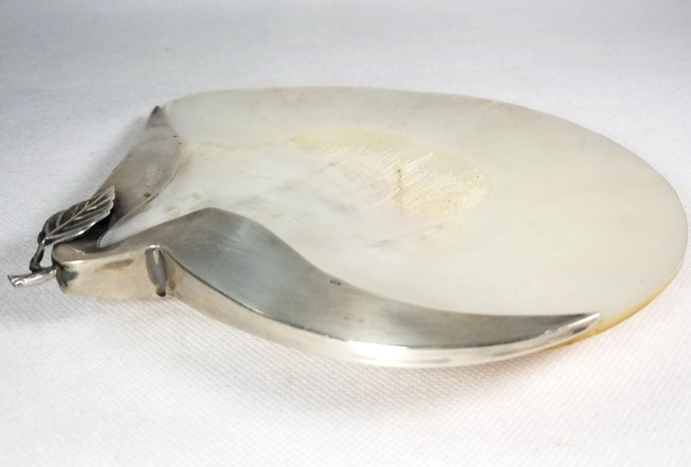 Fine Mother-of-Pearl Shell with Sterling Silver 925 hardware Caviar serving dish