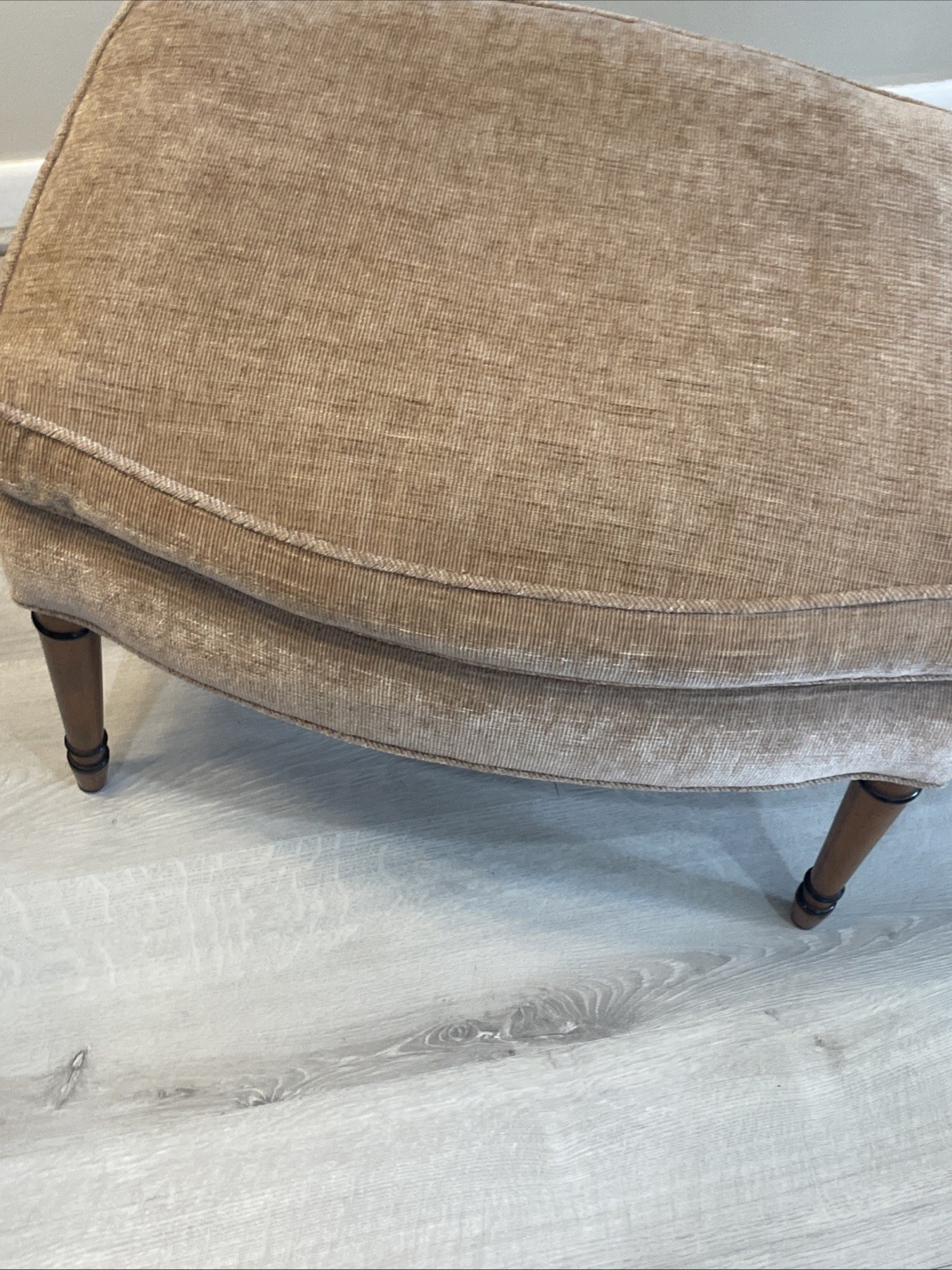 VTG Ethan Allen Style Bow Velvet Ottoman Turned Wood Leg Footstool Bench Rare