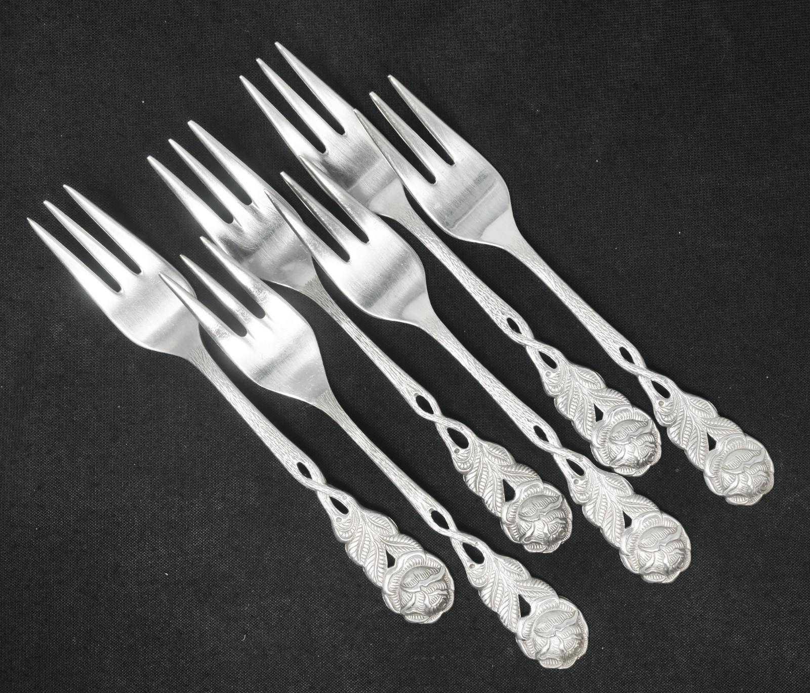 ANTIKO 100 Rose Silverplate Cocktail Fork Set of 6. 5 3/4″ Long Made Germany