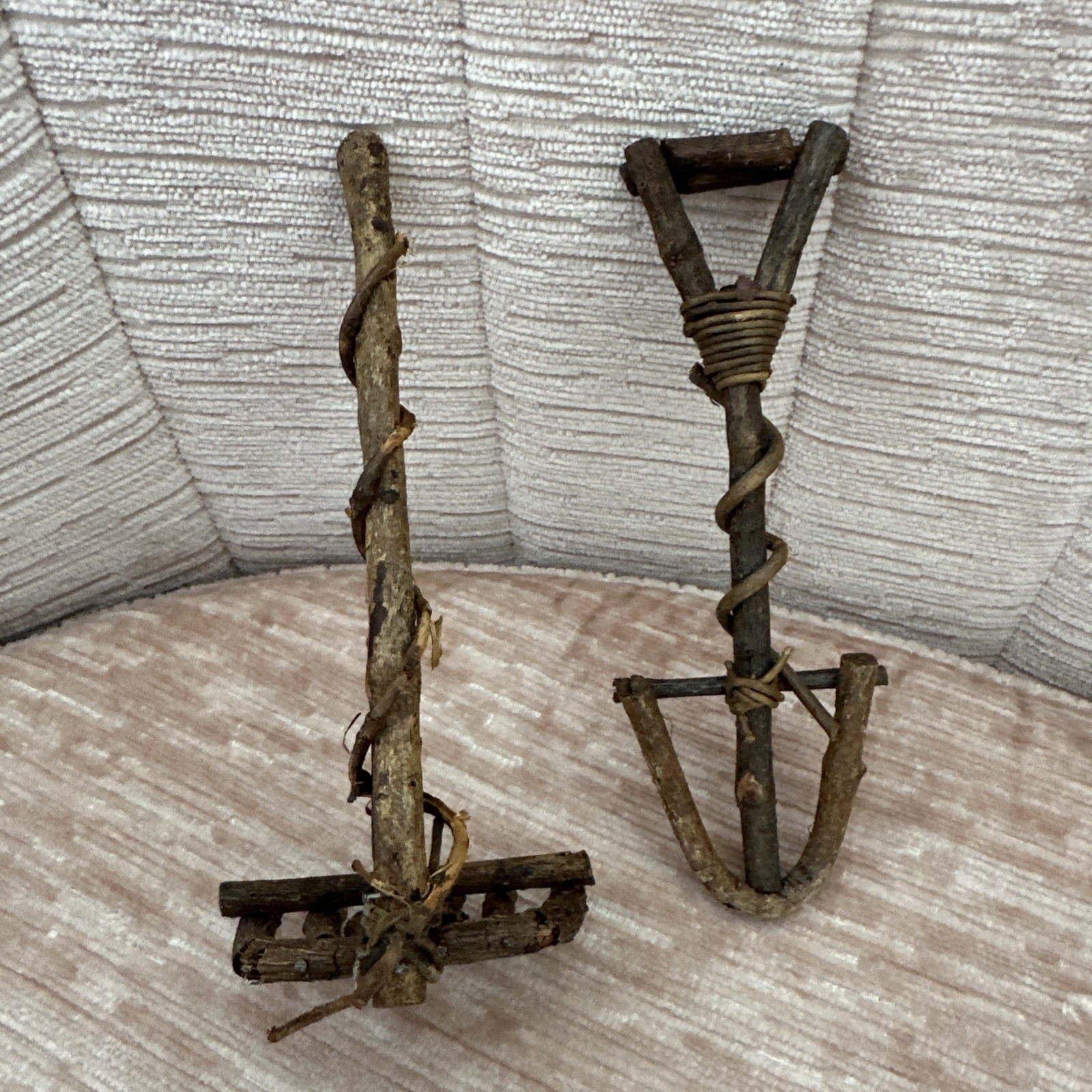 Primitive Rustic Wall Decor Wooden Hand Rake Garden Tools Miniature Farmhouse