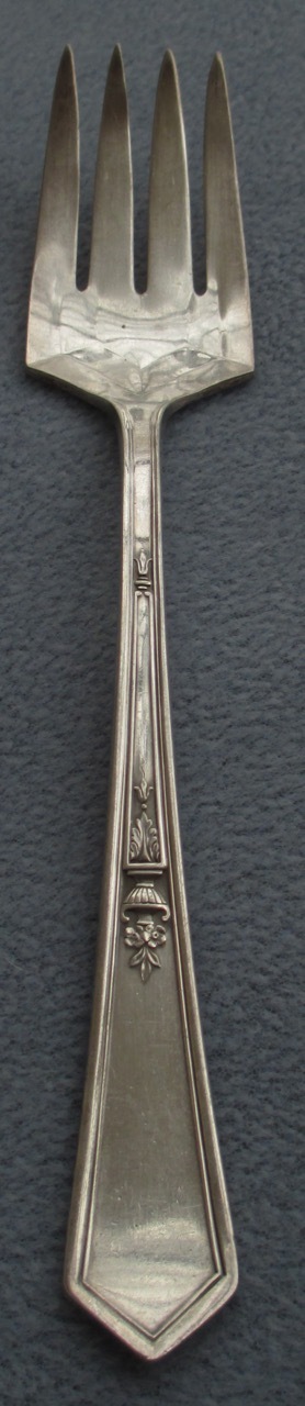 International Silver Silverplate La Touraine Serving Meat Fork