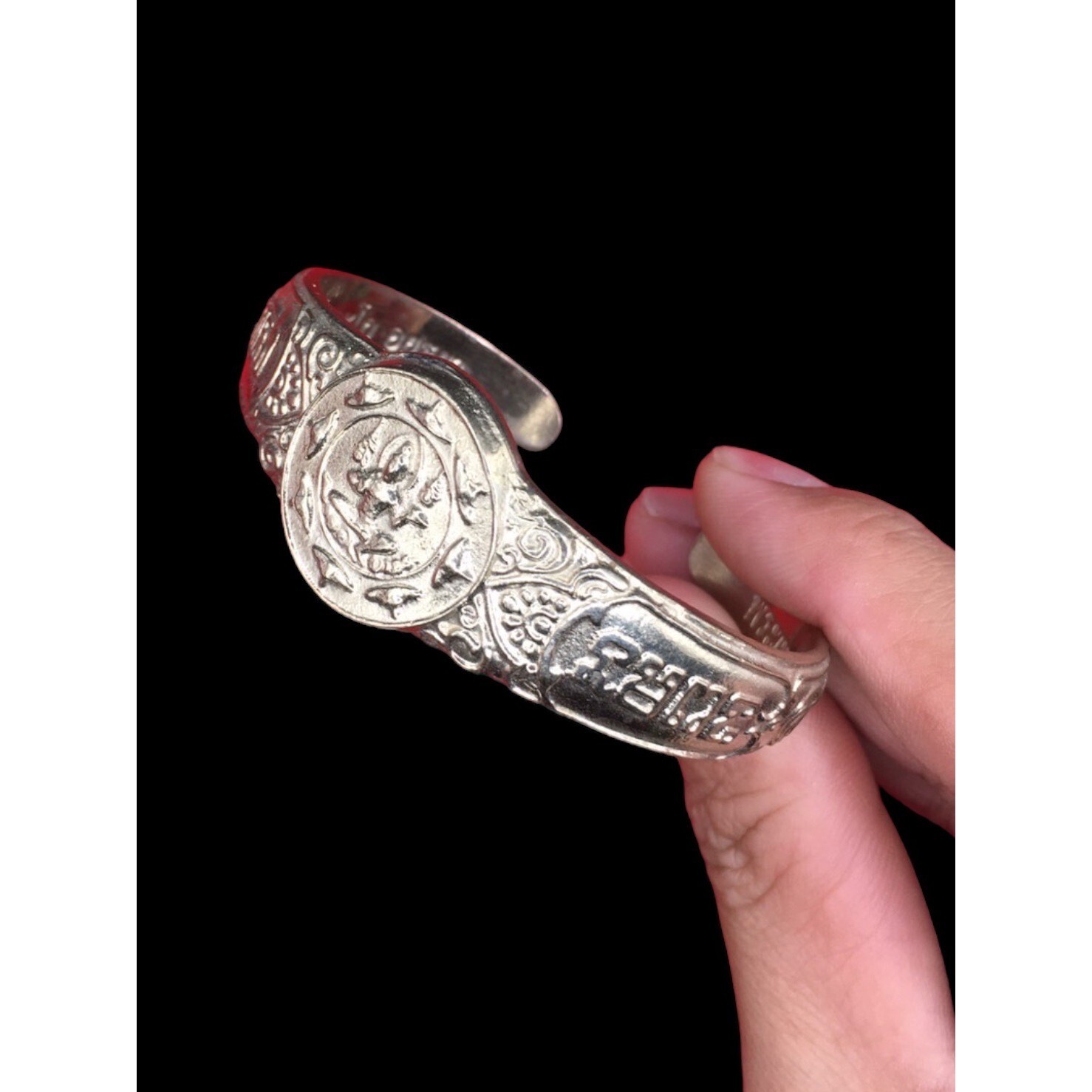 Bangle Thewarat Bodhisattva Bracelet LP Ruay Wat Tako Temple Thai Buddha Amulet