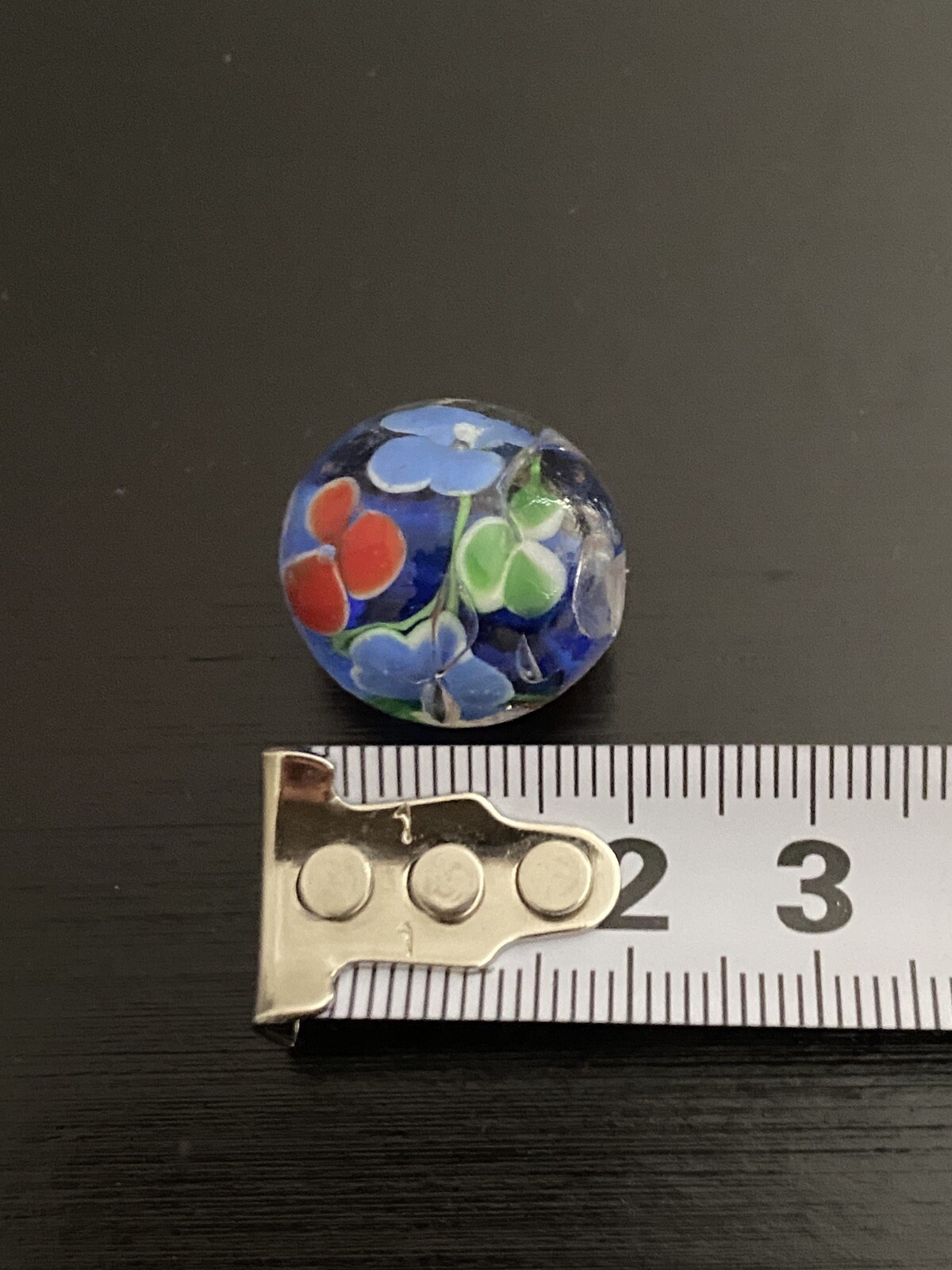 APR-11 Japanese glass OJIME tombodama netsuke Flowers in a clear blue base