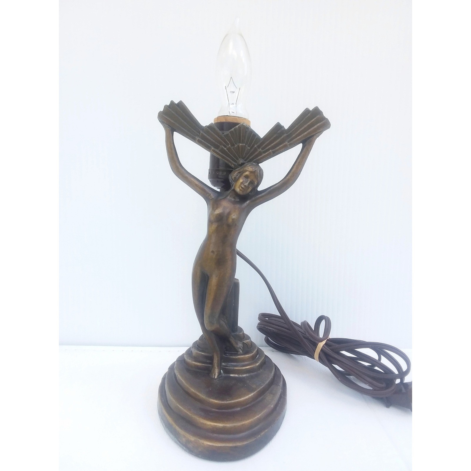 Art Deco Frankart Nuart Chandler II Lamp Nude Woman Winged Victory no Fan