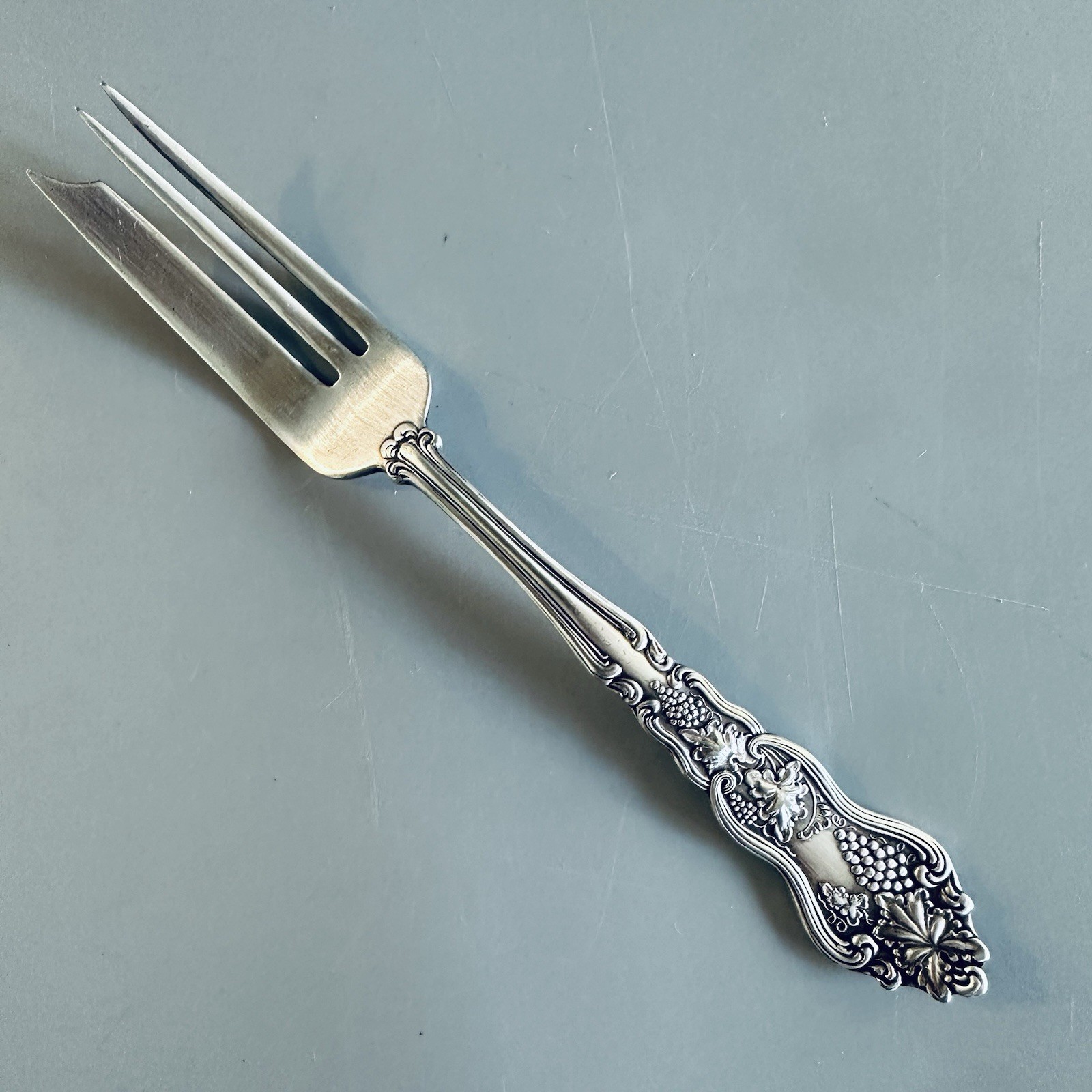 Antique Small Solid Pastry Fork Moselle 1906 International Silver Silverplate