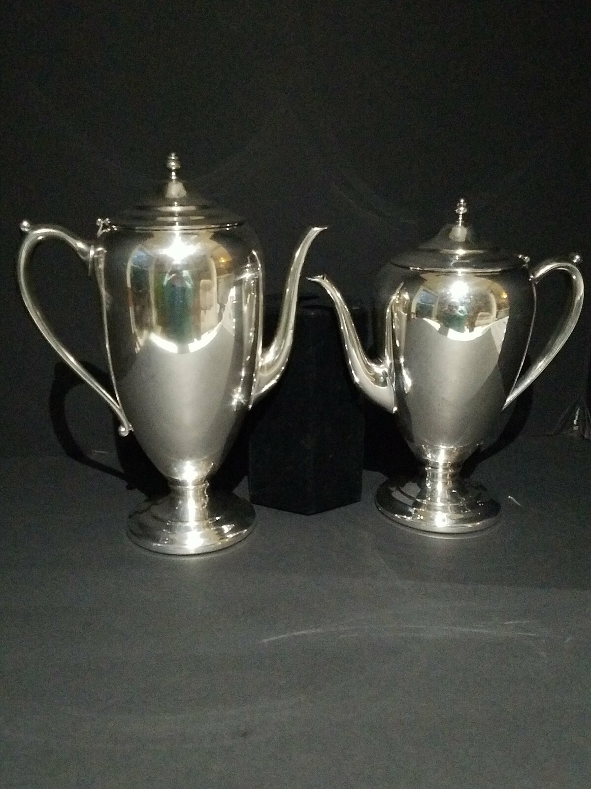 2 Keystoneware silverplate coffee and tea pot, sleek 30s design 3 & 5 cup