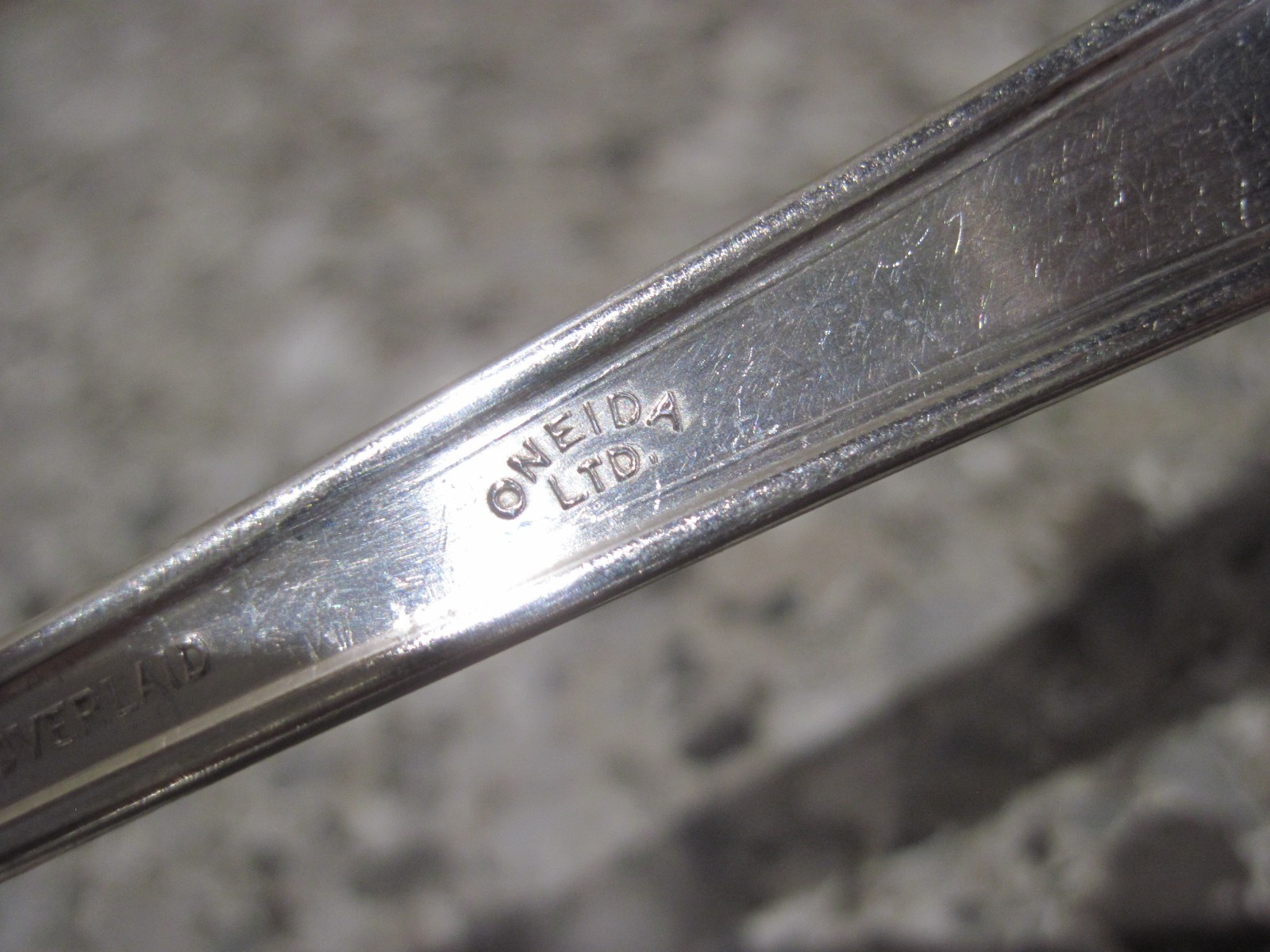 Rogers Paramount Silver Overlaid Gumbo Soup Spoons x 6