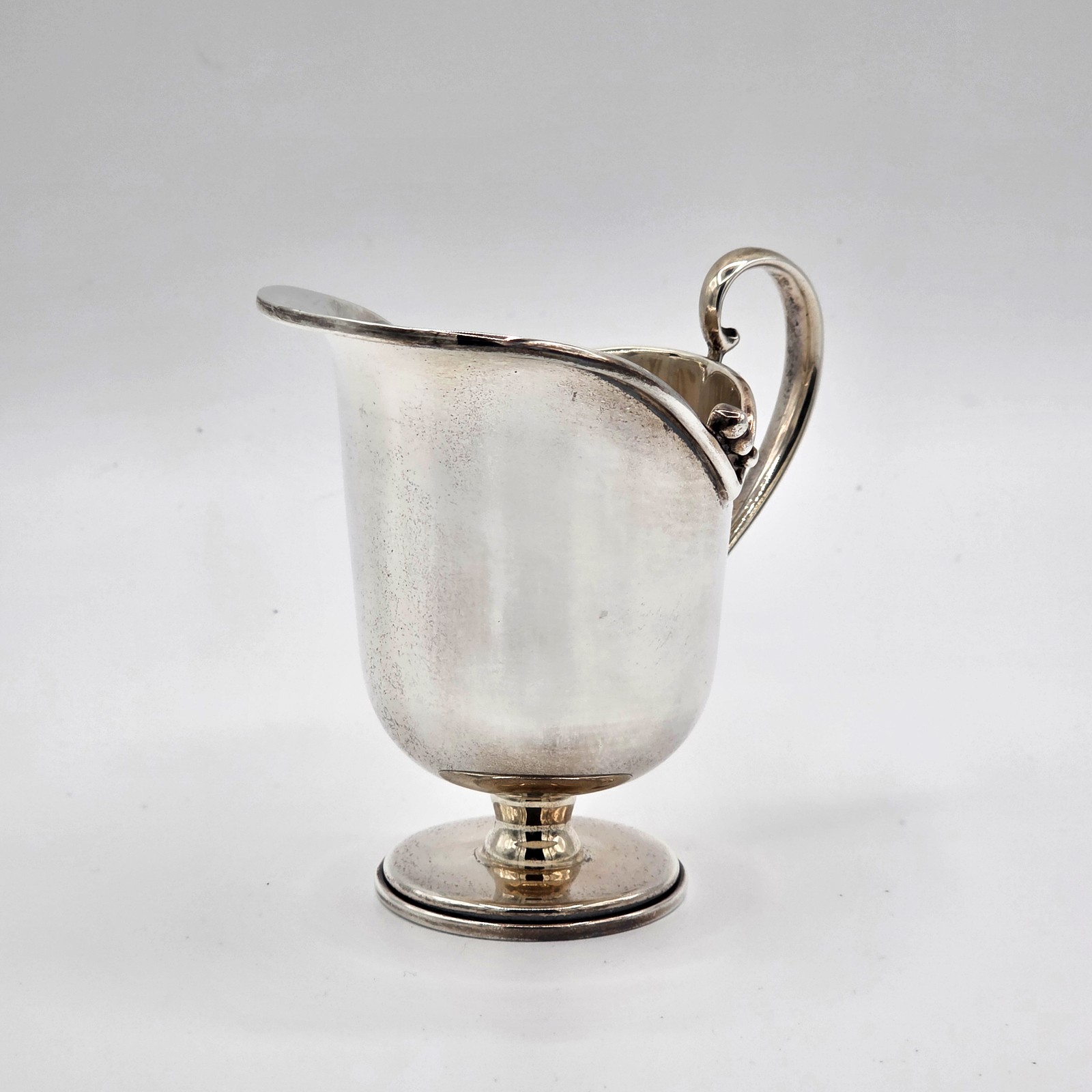 Gonzalo Moreno Mexican Sterling Silver Helmet Creamer Hecho en Mexico 0.925
