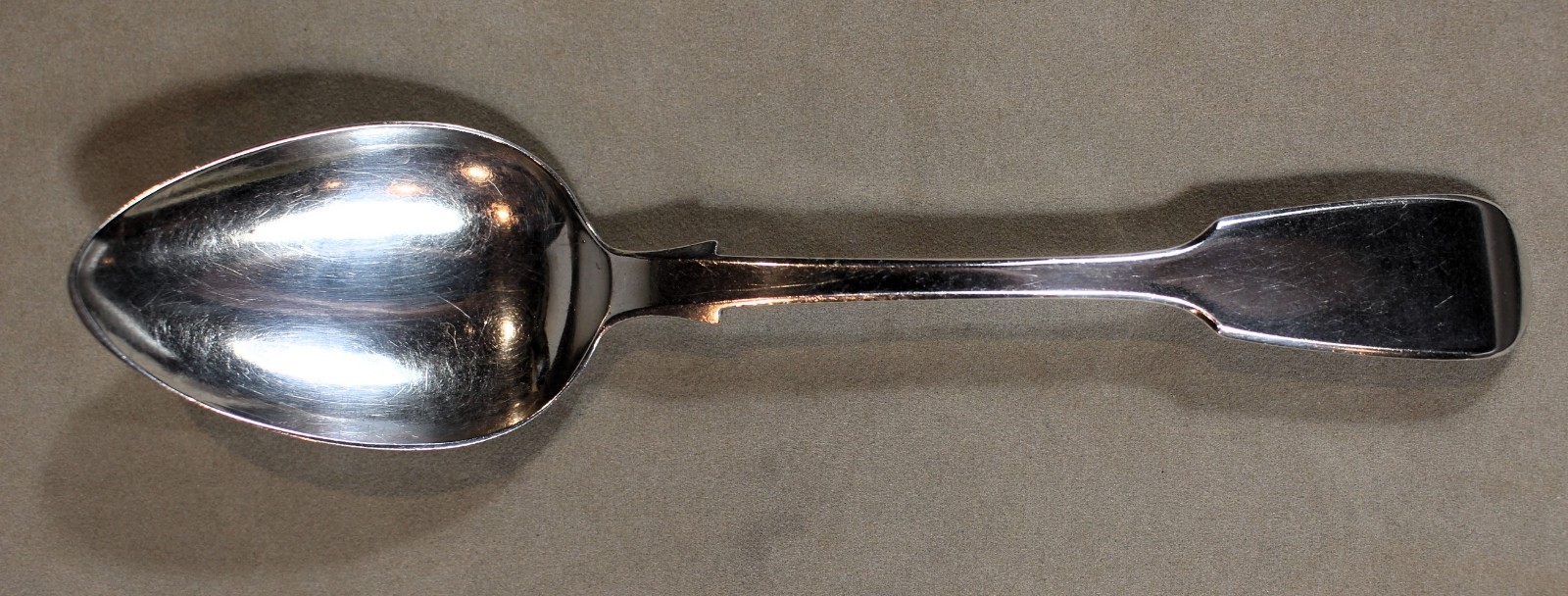 Victorian Sterling Fiddle Pattern Dessert Spoon-London 1847 John Roberts Harris