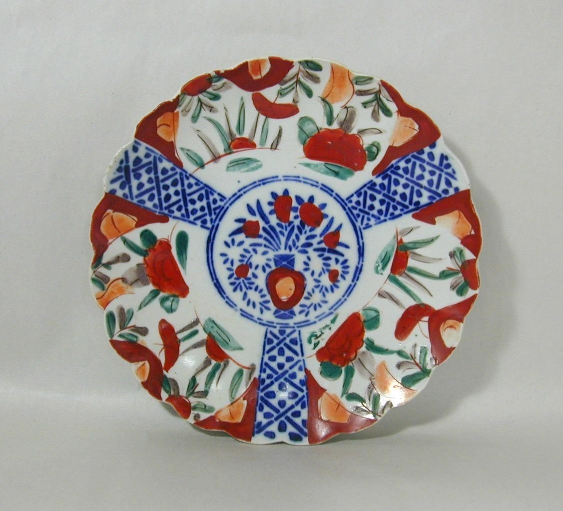 Antique Japanese Imari Arita Porcelain 8 1/2″ Plate Dish Floral Basket Meiji