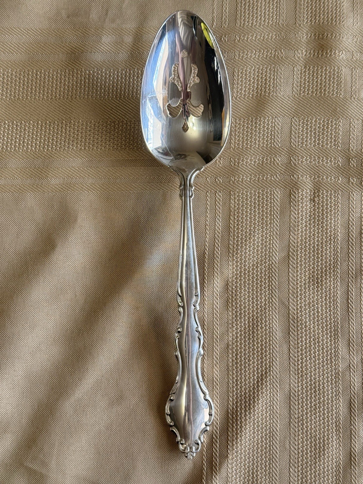 International Deep Silver Silverware Set Some Pieces Missing