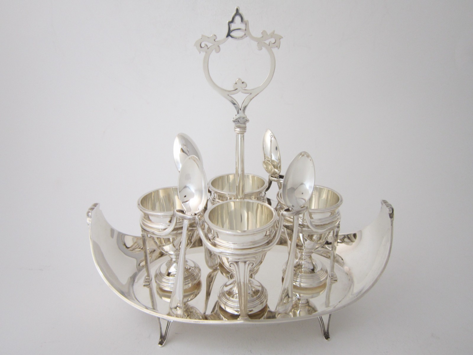 Antique George V Sterling Silver Egg Cruet – 1917/8 by Goldsmiths & Silversmiths