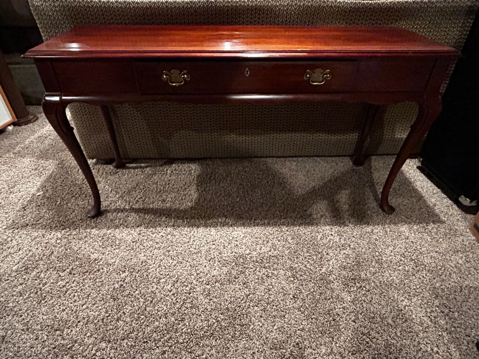 Thomasville Cherry Georgian Court Queen Anne 1 drawer Console/Sofa Table