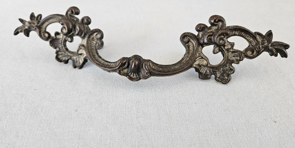 Vtg Drawer Pull Handles French Provincial 3″ Centers Keeler K377 Patina (5 avai)