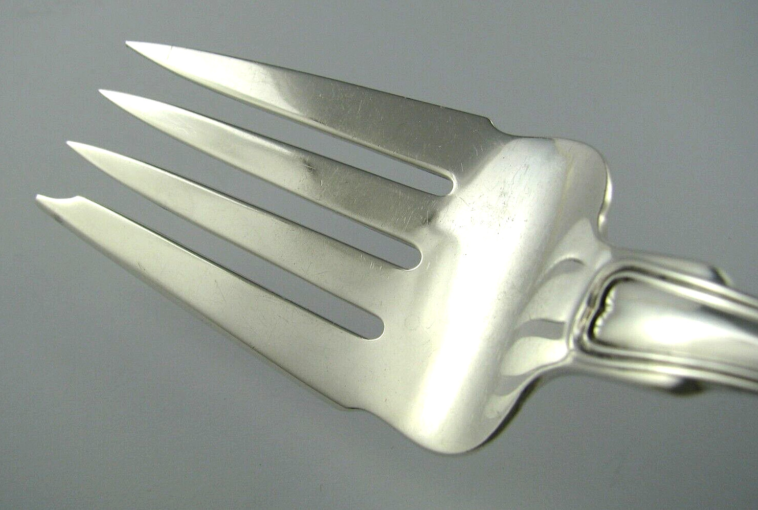 KING by KIRK STERLING SILVER SERVING FORK S.Kirk & Son c1929-32 Mono HSW 8 3/4″
