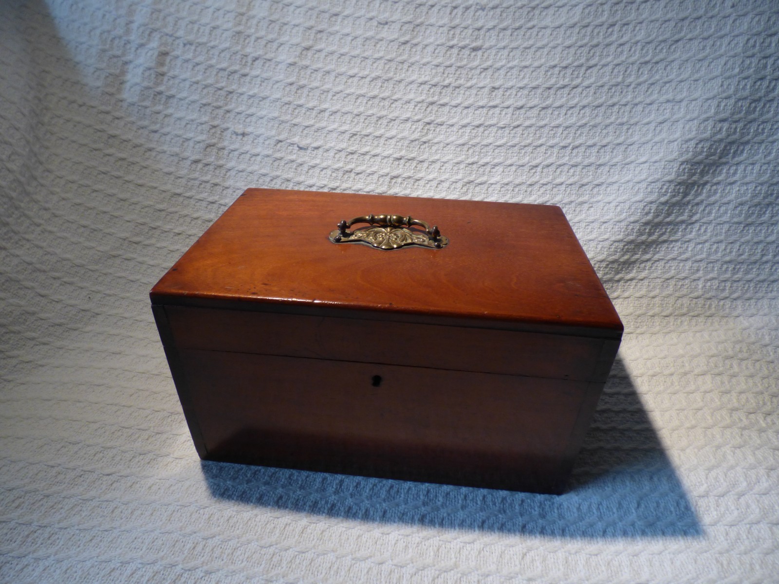 Antique Victorian Wooden Dovetail Storage Work Sewing Box & Brass Handle