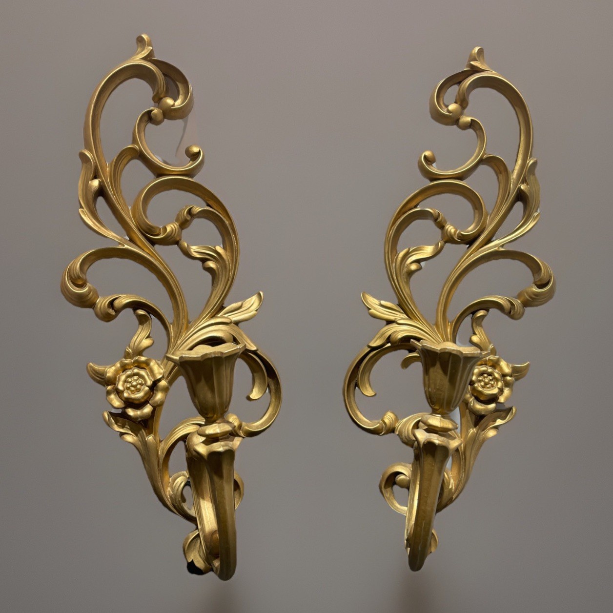 Vtg Pair 1971 Ornate Gold Tone Syroco Wall Sconces Floral Scroll 17” #4531/LR