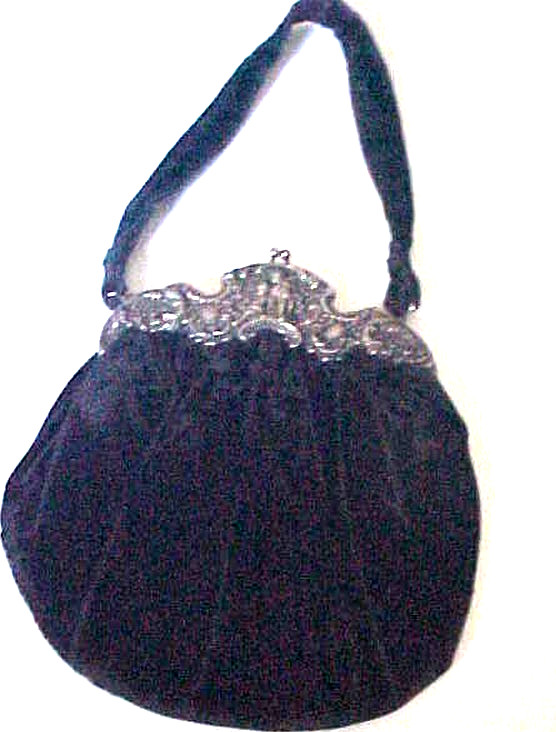 Art Nouveau Sterling Silver Framed Handbag Repousse Cherubs
