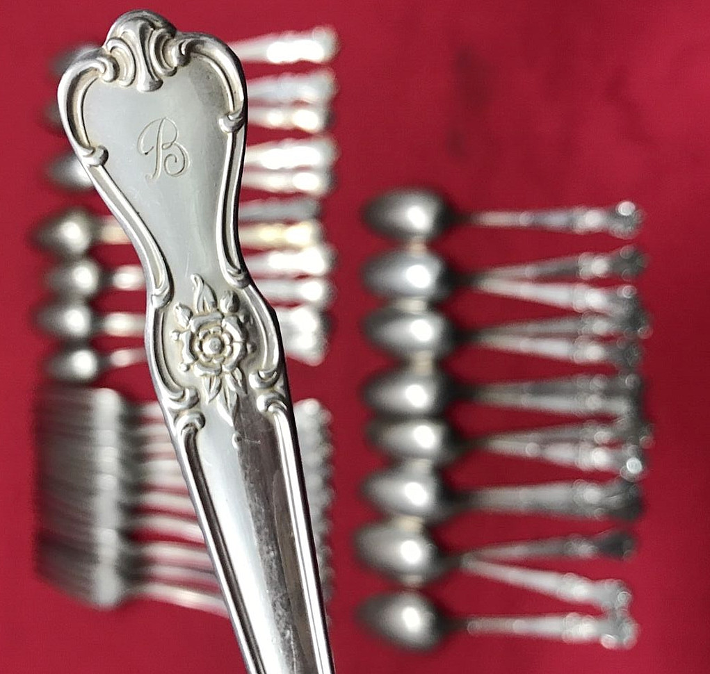 37 Pc Silverplate SIGNATURE Old Company Plate B Mono Iced Tea Teaspoon Forks