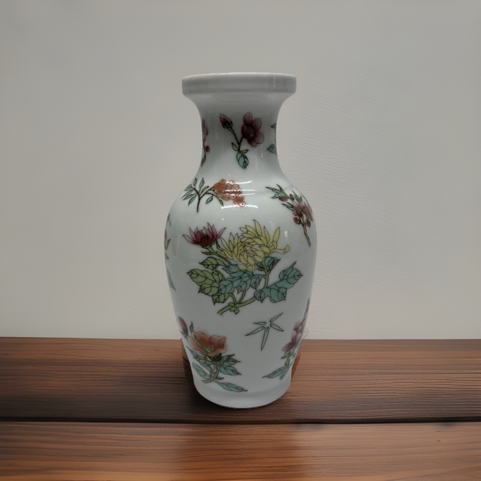 Antique Chinese Doucai Jingdezhen Floral Vase 6 3/4” Red Mark Made In China