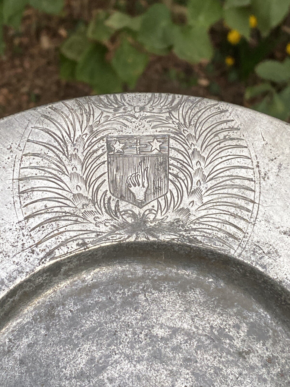 Large Winged Pewter Plate Called ‘À La Cardinal’ & Heraldry & Coat Of Arms