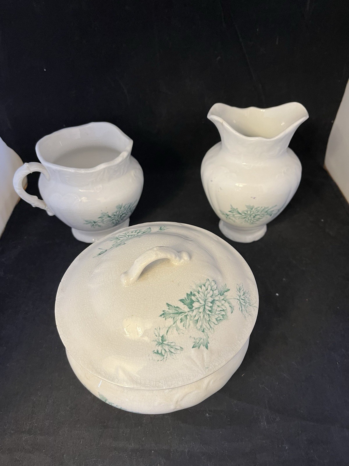 Antique CORNELL 4 Piece Bedroom Set White Ceramic with Green Flowers