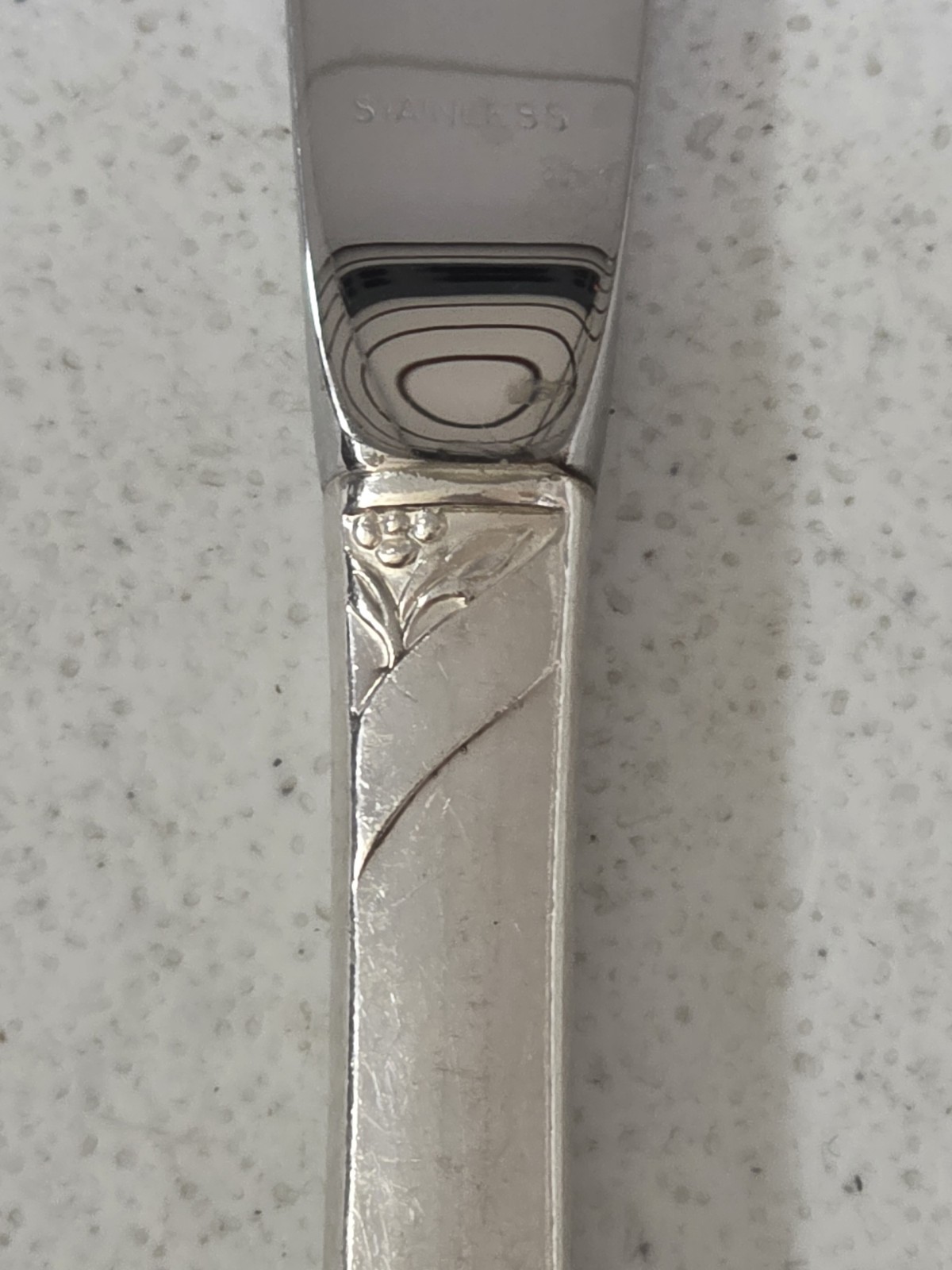 Oneida Community Evening Star Silver Plated 9-1/4″ Knife