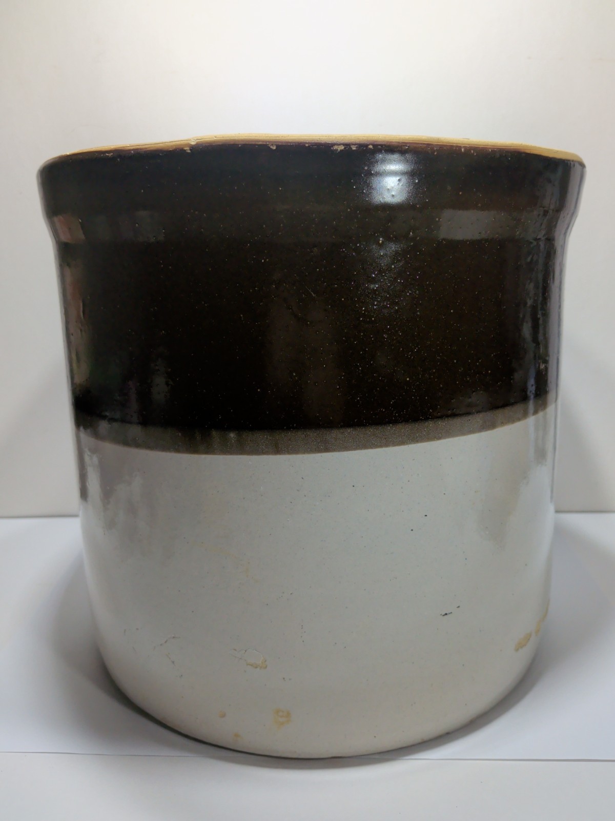✨VINTAGE✨ #3 PRIMITIVE Two Tone STONEWARE Heavy CROCK – Antique Pottery